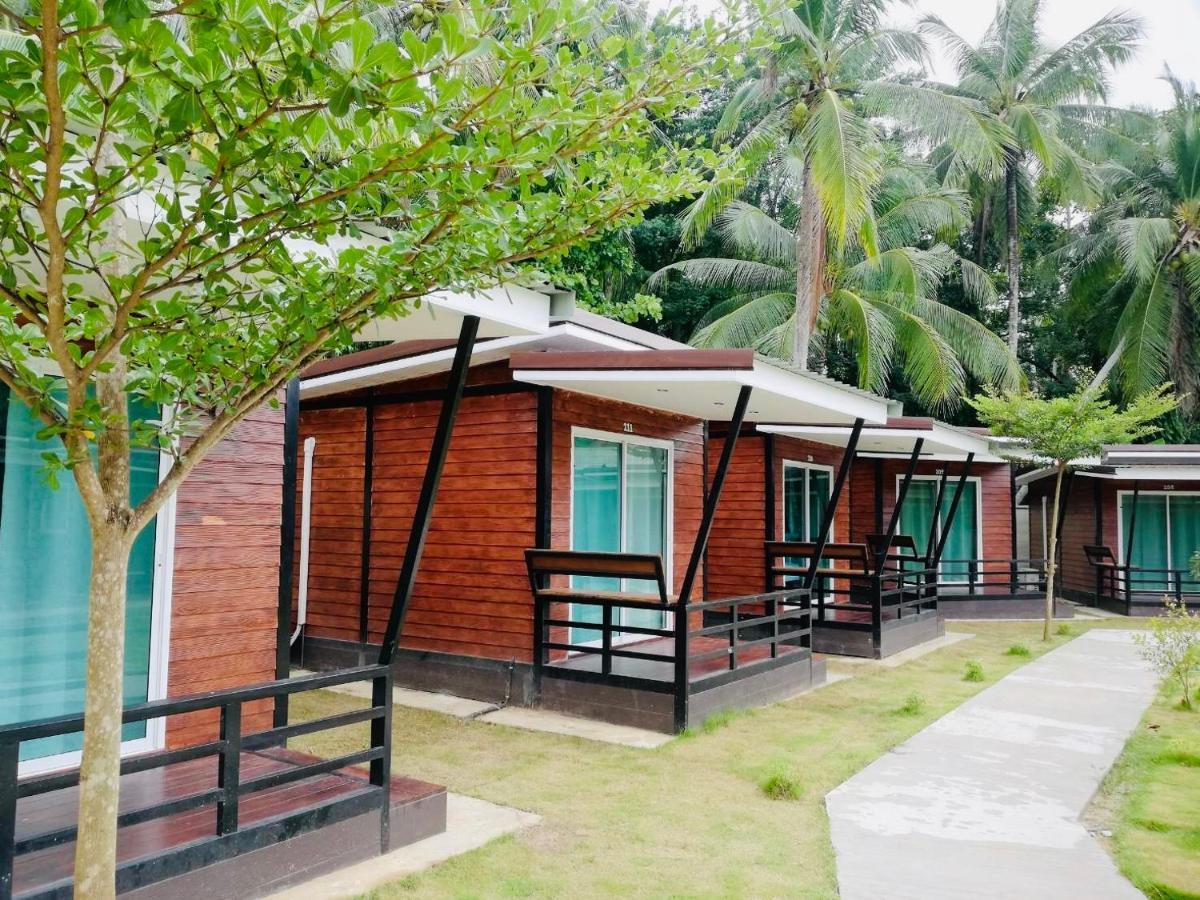 Phumiphat Resort Koh Mook Trang Exterior photo